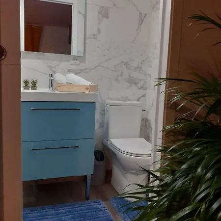 Hôtes De Ii Appartement *