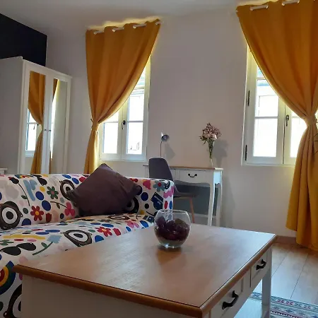 Hôtes De Ii Appartement
