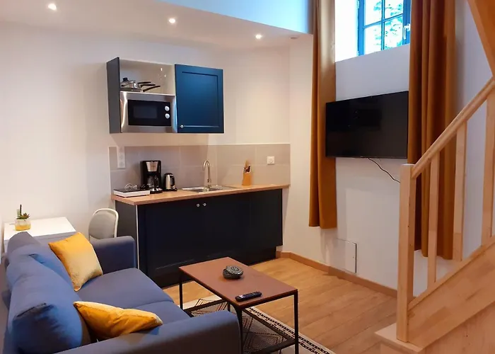 Apartment Hôtes De Ii *