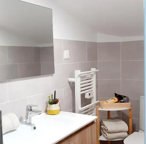 Hôtes De Ii 아파트 생테밀리옹