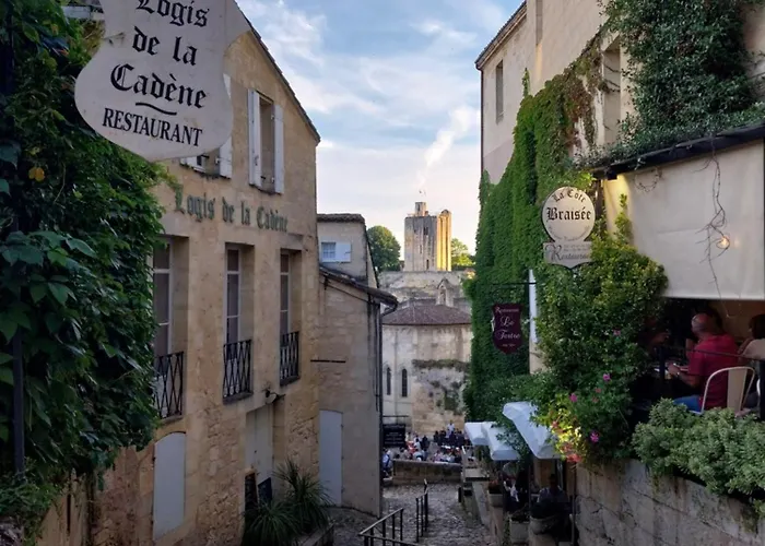 아파트 Hôtes De Ii *