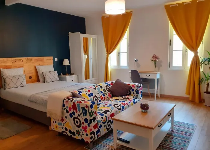 Hôtes De Ii 생테밀리옹